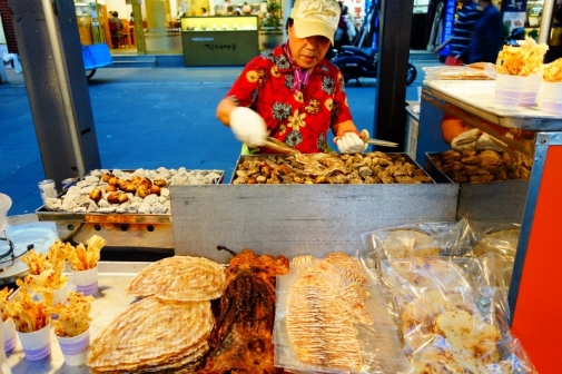 Dried seafood cart in Insa-dong, Seoul